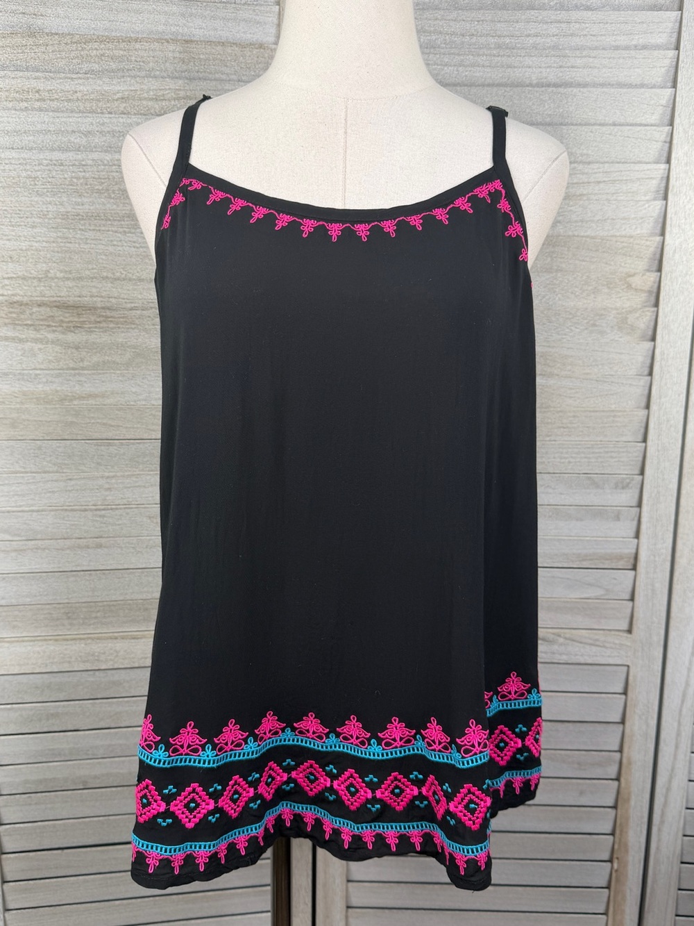 TORRID Black Embroidered Boho Tank Top with Back Lacing Women's -00